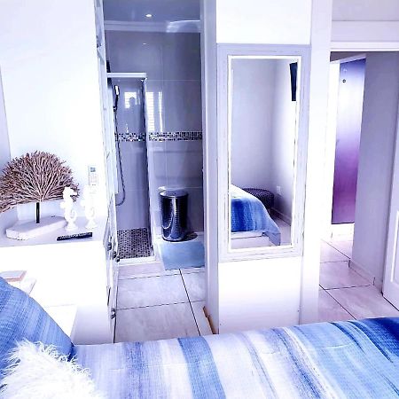 9 Queensview Увонго-Бич Экстерьер фото